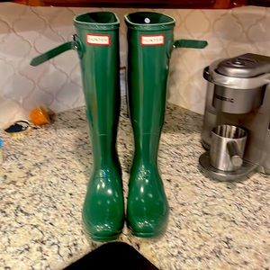 Women’s US size 9 Hunter Rain Boots